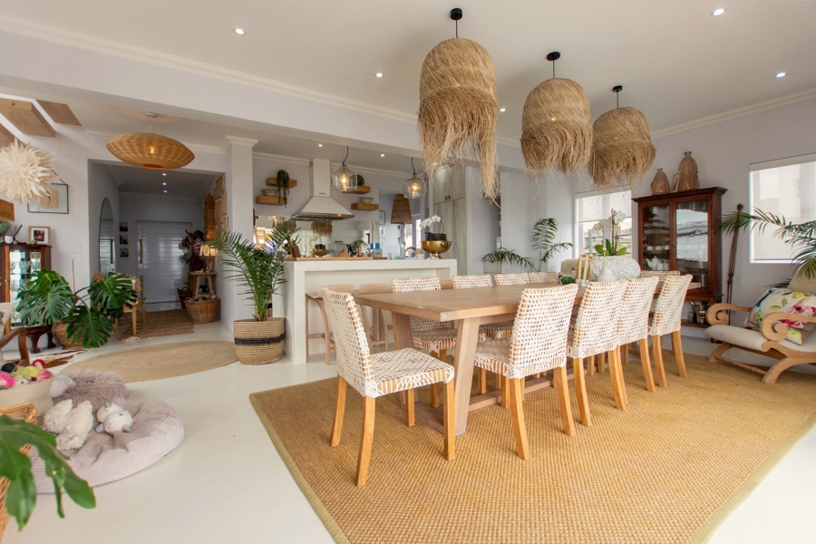 4 Bedroom Property for Sale in Sandy Point Western Cape